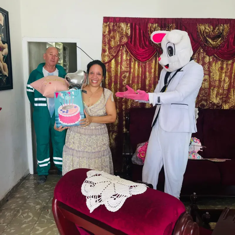 Clientes felices con sus entregas 🎁 