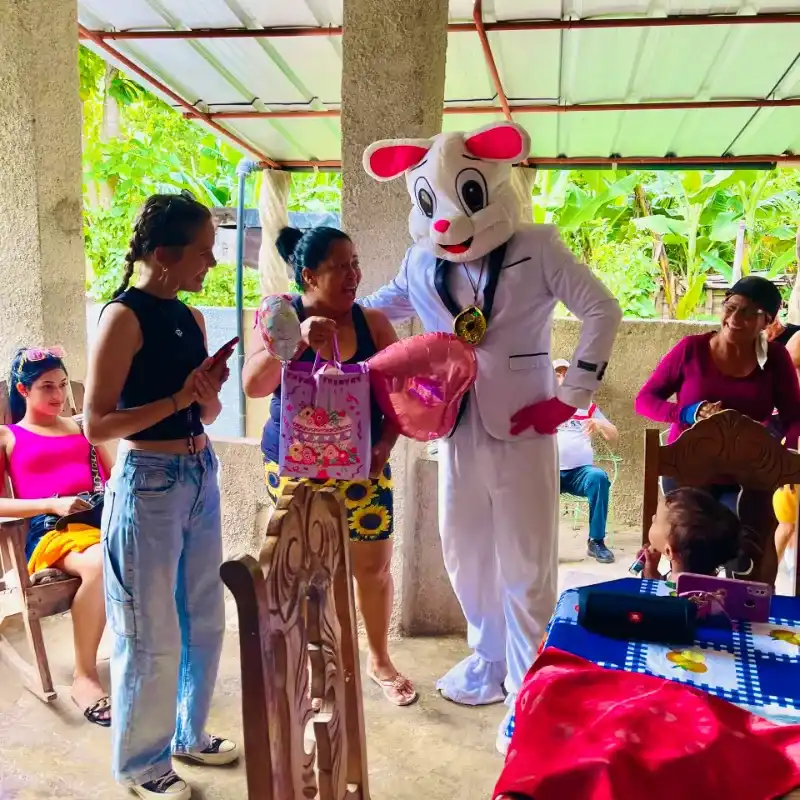 Clientes felices con sus entregas 🎁