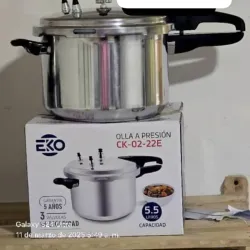 Olla de presión 5 Lt por encargo 