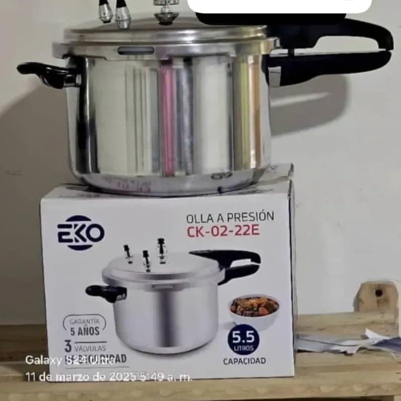 Olla de presión 5 Lt por encargo 