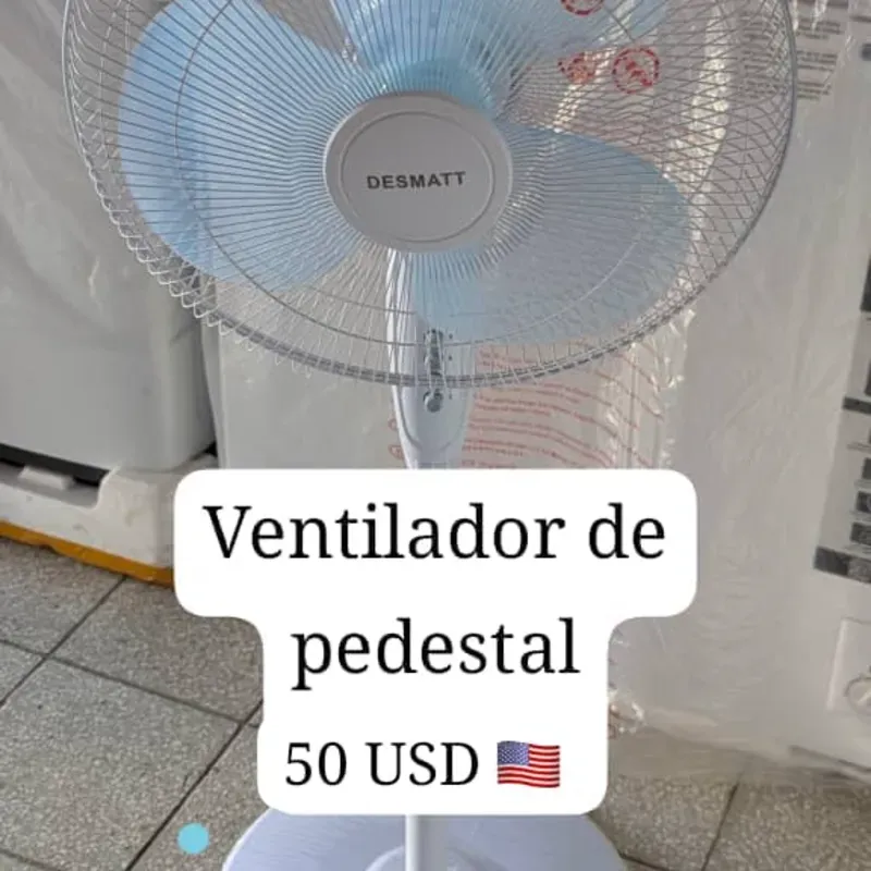 Ventilador de pedestal
