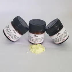 Crema azufrada.