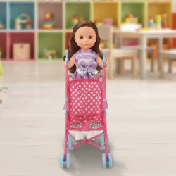Muñeca con cochesito