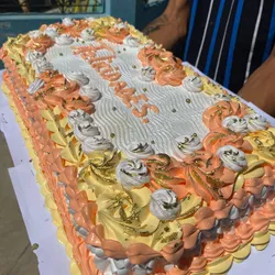 Cake 40 cm de largo