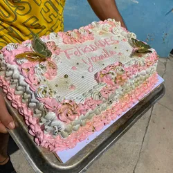 Cake de 45 cm de largo