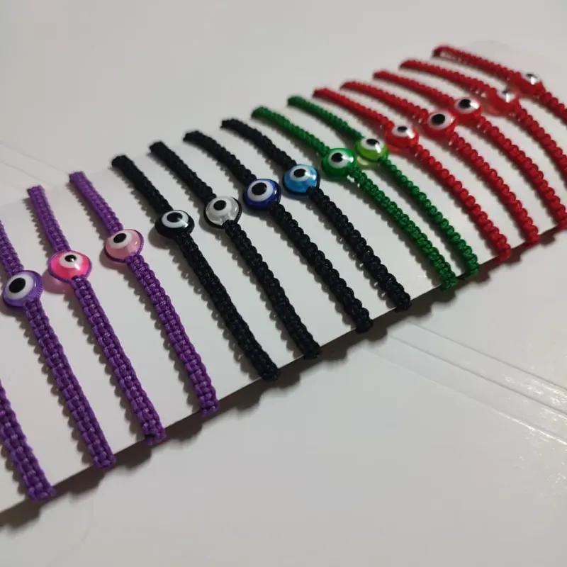 Pulceras de ojo turco trenzados