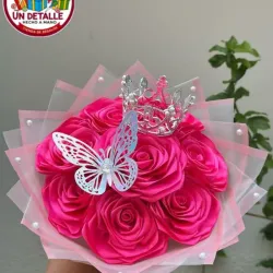 Ramo de Rosas Eternas Rosadas