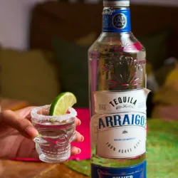 Shot de Tequila Arraigo