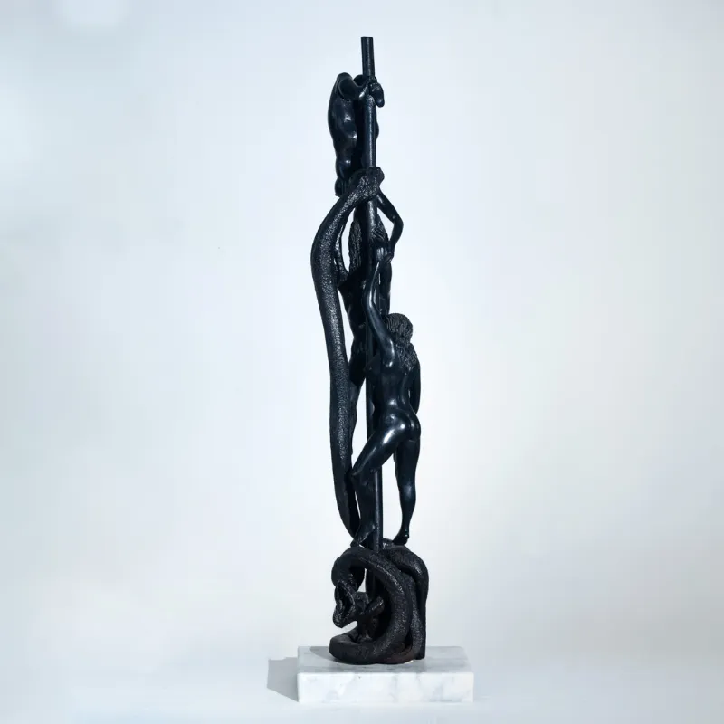 Bailarinas negras.ebano,carbonero y marmol