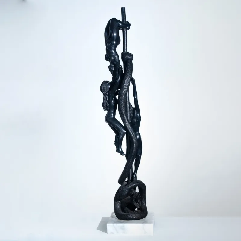 Bailarinas negras.ebano,carbonero y marmol