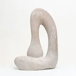 Escultura blanca de marmol