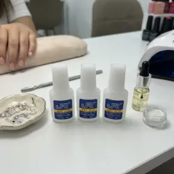 Adesivo de brocha para uña JR