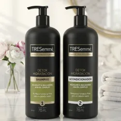 Juego de shampoo y acondicionador Tresemme hidratación 715ml