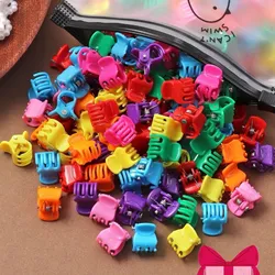 Pinzas sencillas para el cabello.