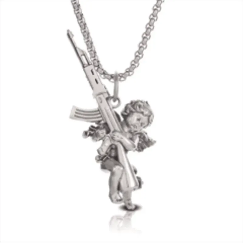 Collar Ángel Rebelde con Fusil AK-47 – Acero Inoxidable