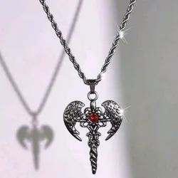 Collar "Warriors Spirit" (Espíritu de Guerrero) - Hacha Alada con Gema de Granate