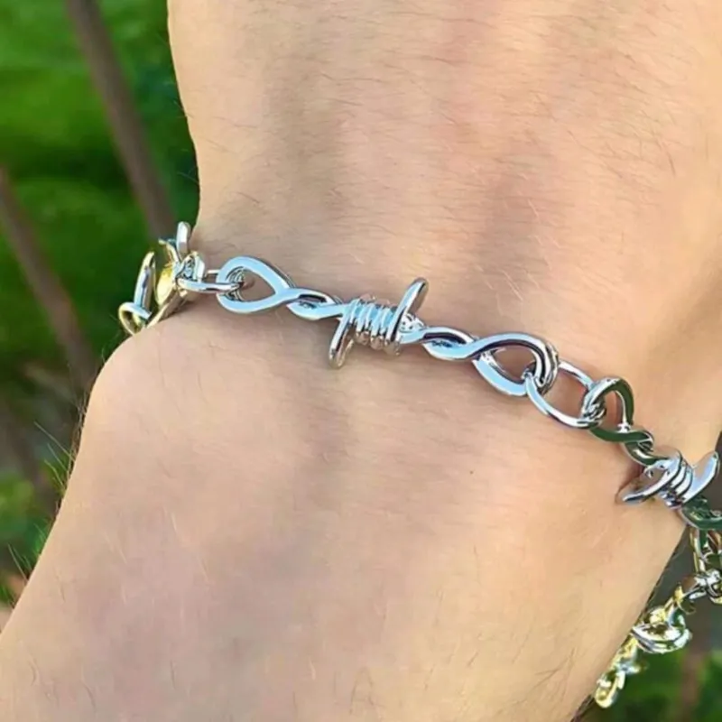 Pulsera de alambre de púas de la infinidad