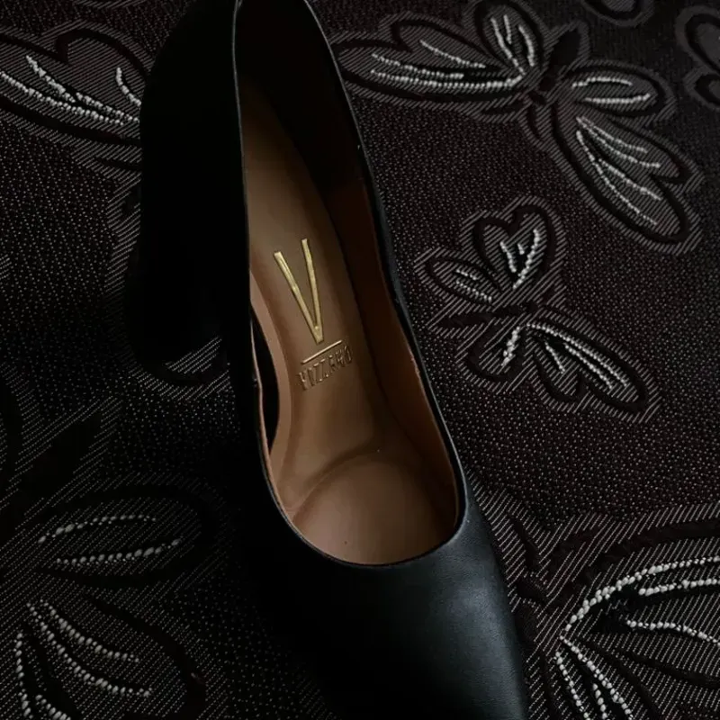 Stiletto Clásico Vizzano Negro #37