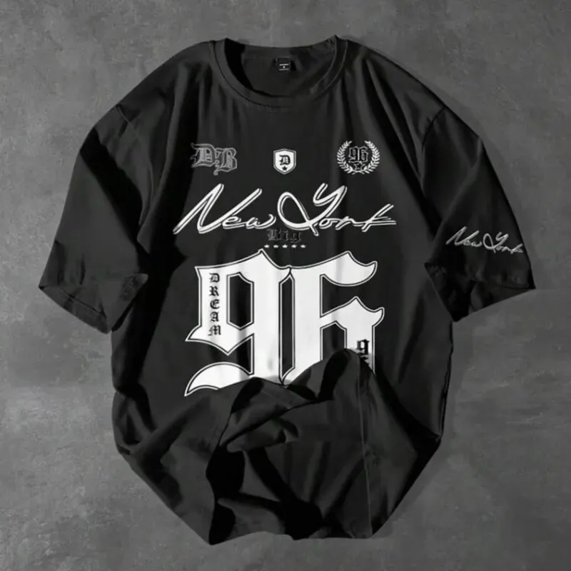 Camiseta "NYC Varsity Dream" - Estilo Urbano Oversize Talla M