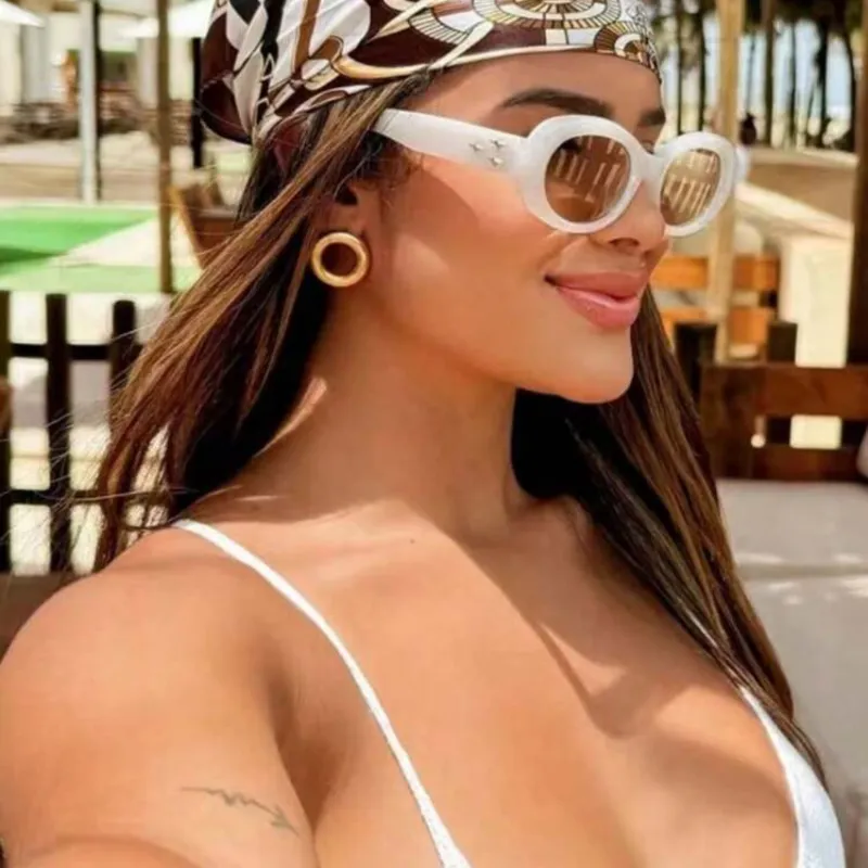 1 PIEZA Pañuelo cuadrado de seda estampada con cadena bohemia para mujer, accesorio de verano multifuncional vintage de 50CM, accesorios para el cabello, pañuelo para el cabello, apto para uso diario y regalos de vacaciones
