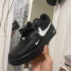  Nike Air Force 1