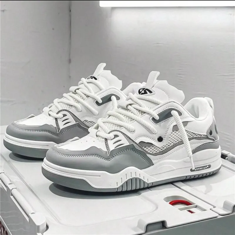 Zapatillas de plataforma casuales de moda para hombres, zapatos deportivos de suela gruesa, zapatos casuales cómodos a juego para estudiantes, zapatos blancos con cordones para hombres