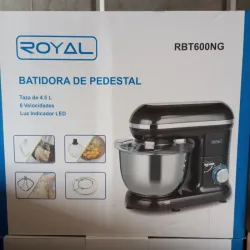 Batidora de pedestal Royal RBT600NG