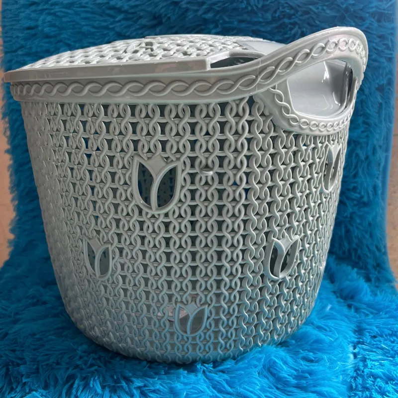 Cesta con asas 