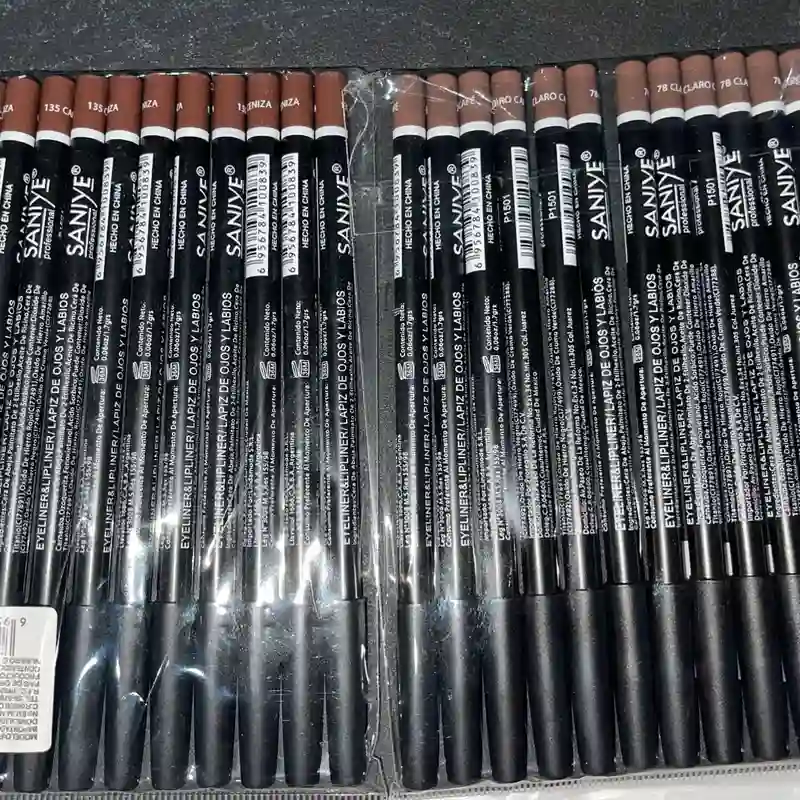Lápiz para cejas 