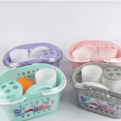 Cestica con accesorios para el baño 