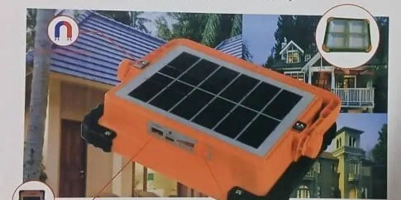 Lámpara recargable con panel solar para interiores y esteriores _incluye puerto para carga para otros equipos 