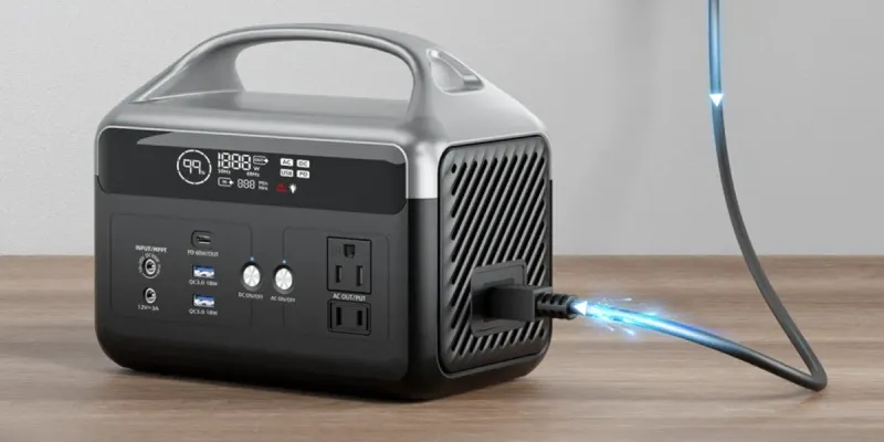 Pequeña pero potente estación de energía portátil con inversor de CA de 300 W (sobretensión de 600 W)+ panel solar 30 W