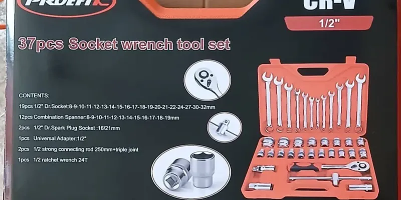 Set de herramientas combinado Cubos-Llaves combinadas( Españolas y de ojo) 37 Piezas