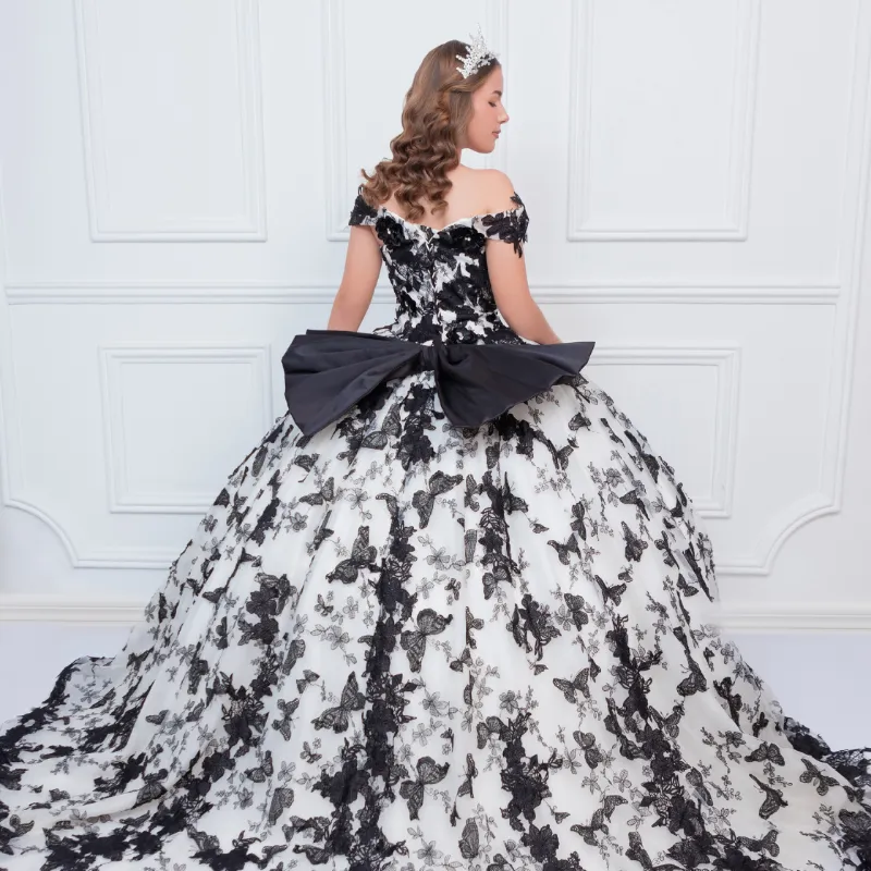 Traje Blanco y Negro