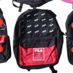 Mochila negra y roja FILA