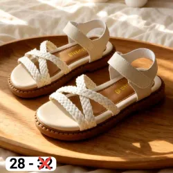 Sandalias blancas de trenzas