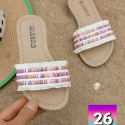 Sandalias de rayitas