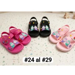Sandalias Labubu