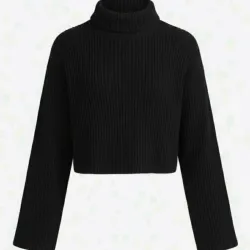 Suéter negro de cuello alto