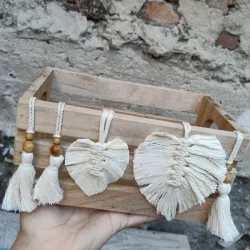 Caja de madera decorada con macramé M3