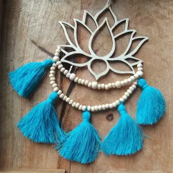 Flor de Loto con Borlas 