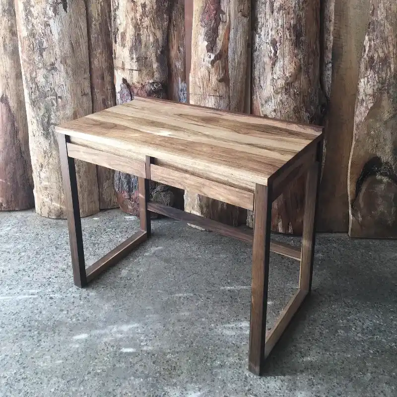 Mesa de escritorio 