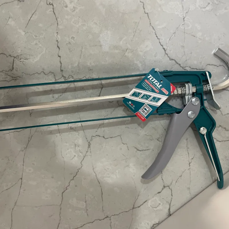 Pistola de calafateo 