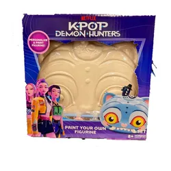 kit para personalizar y pintar una figura de la película de Netflix K-Pop Demon Hunters.