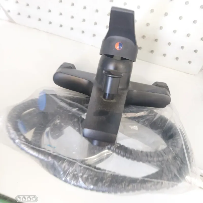 Llave mezcladora negra 