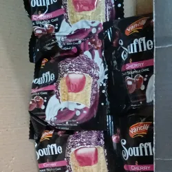 Soufle relleno con cereza
