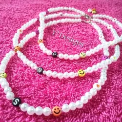 Collares de Perlas con Iniciales.