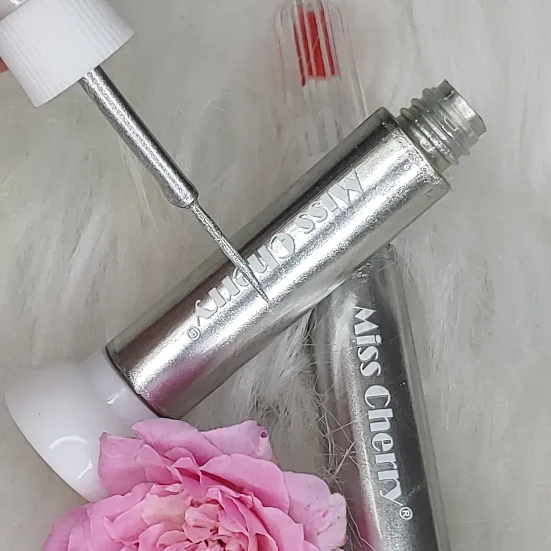 Pincel dibujo natural plateado