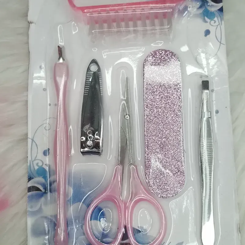 Set de manicuri