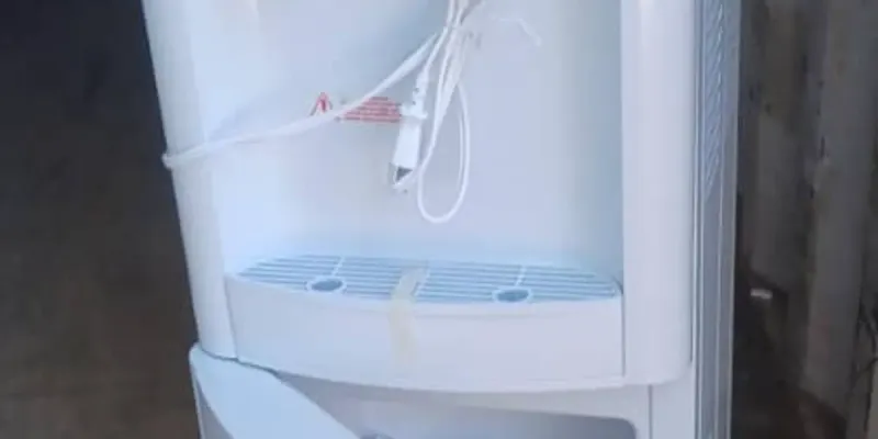 Dispensador Agua Fria_ Caliente